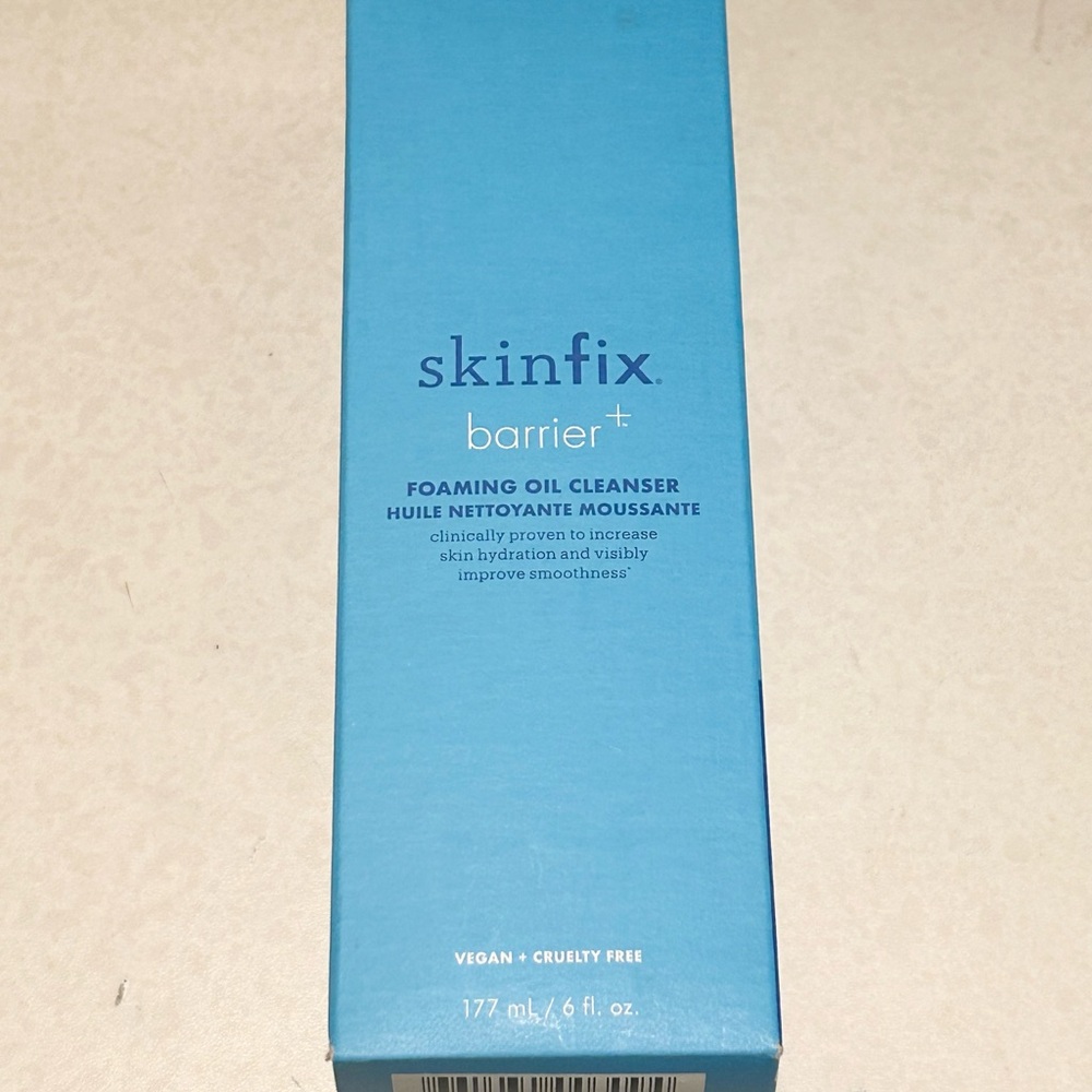 Skinfix Barrier+ Foaming Oil Cleanser - Light Blue